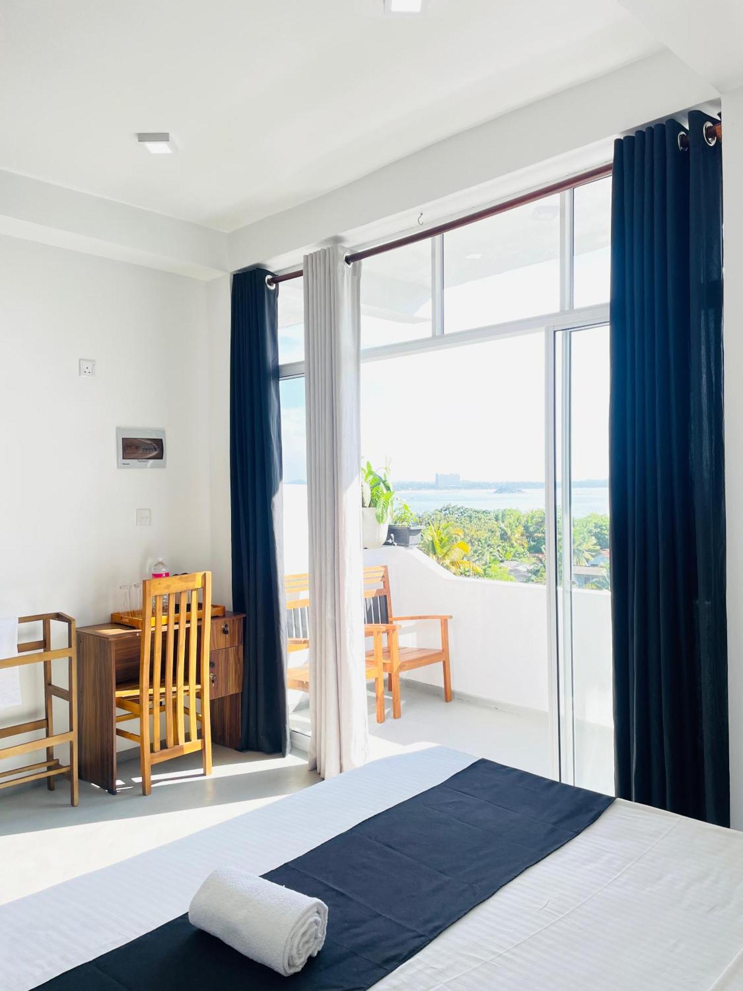 Regal Heights Hotel Weligama Eksteriør billede