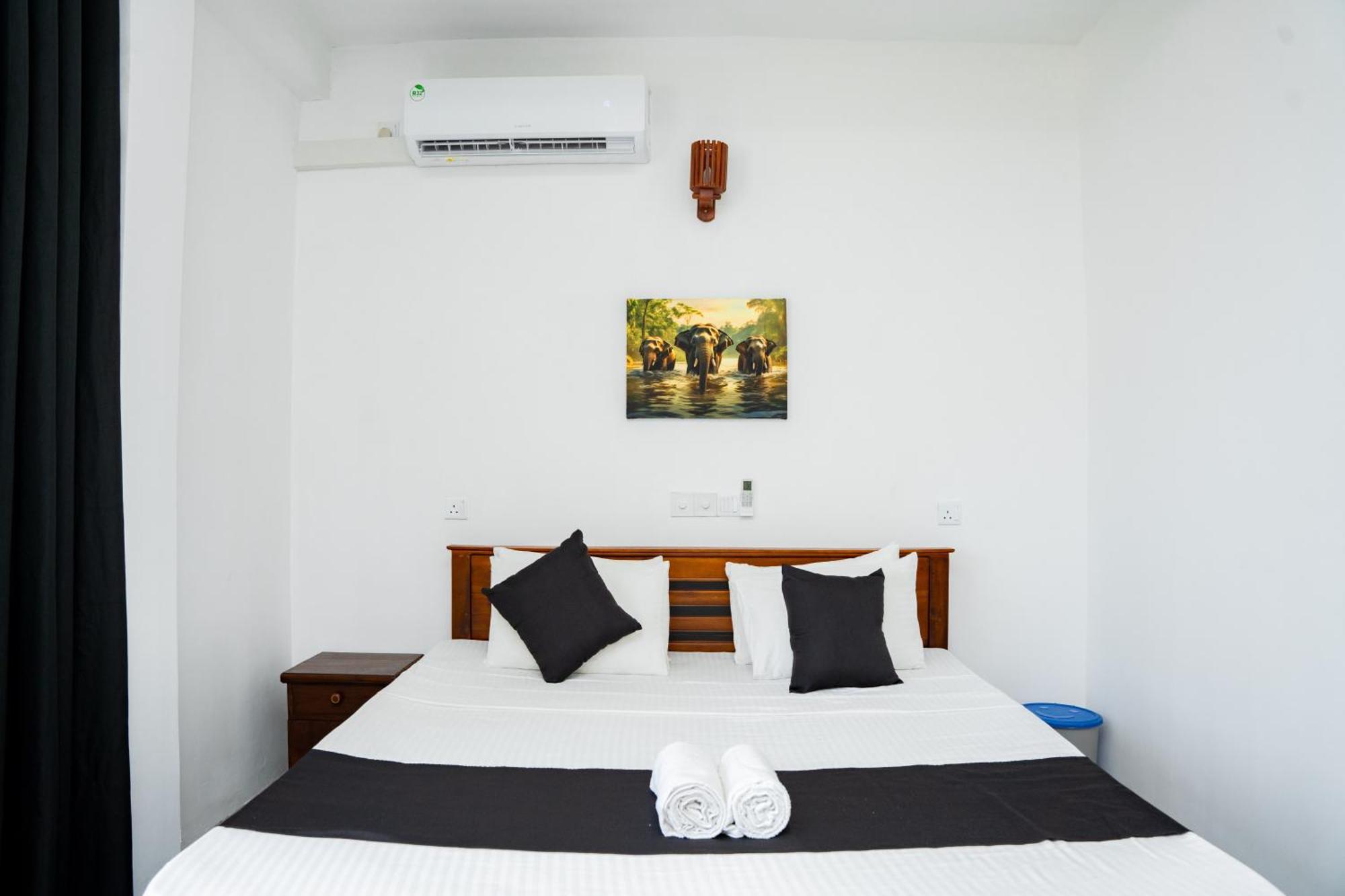 Regal Heights Hotel Weligama Eksteriør billede