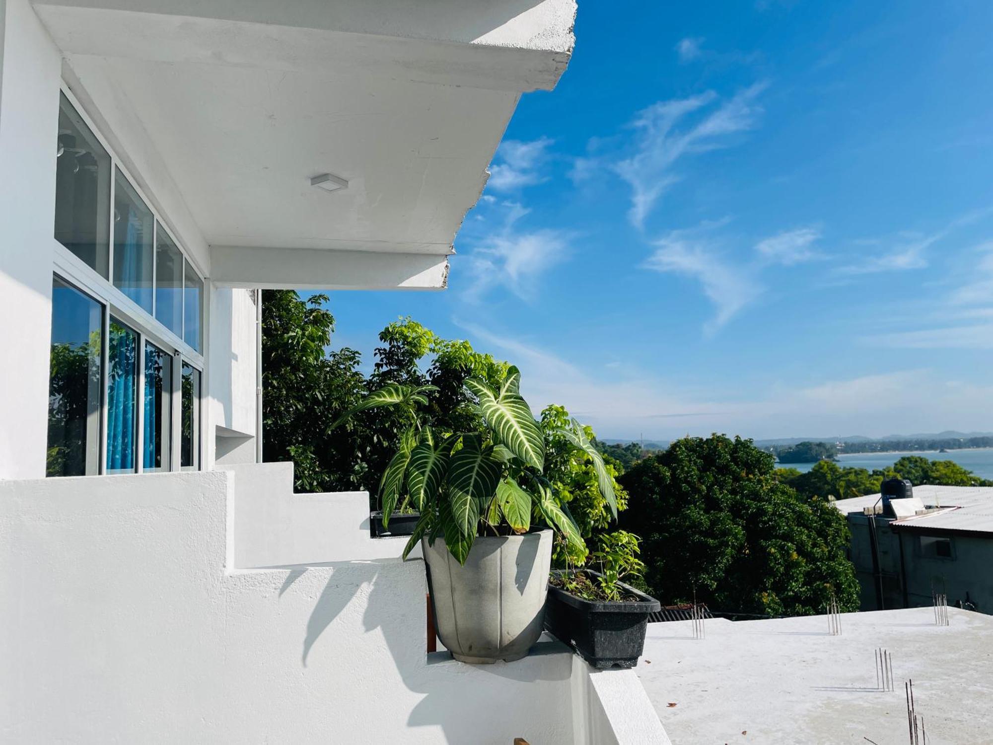 Regal Heights Hotel Weligama Eksteriør billede