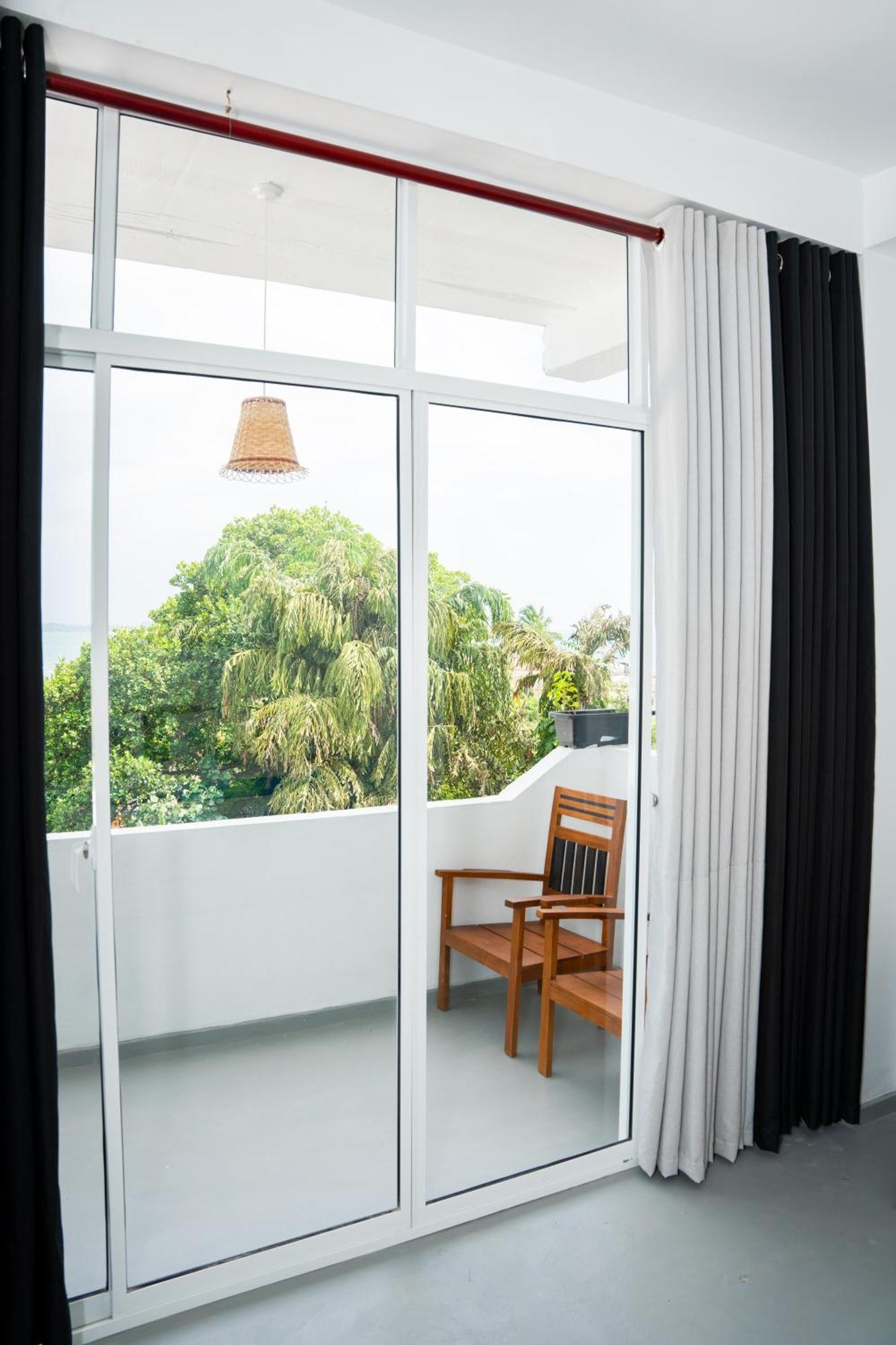 Regal Heights Hotel Weligama Eksteriør billede