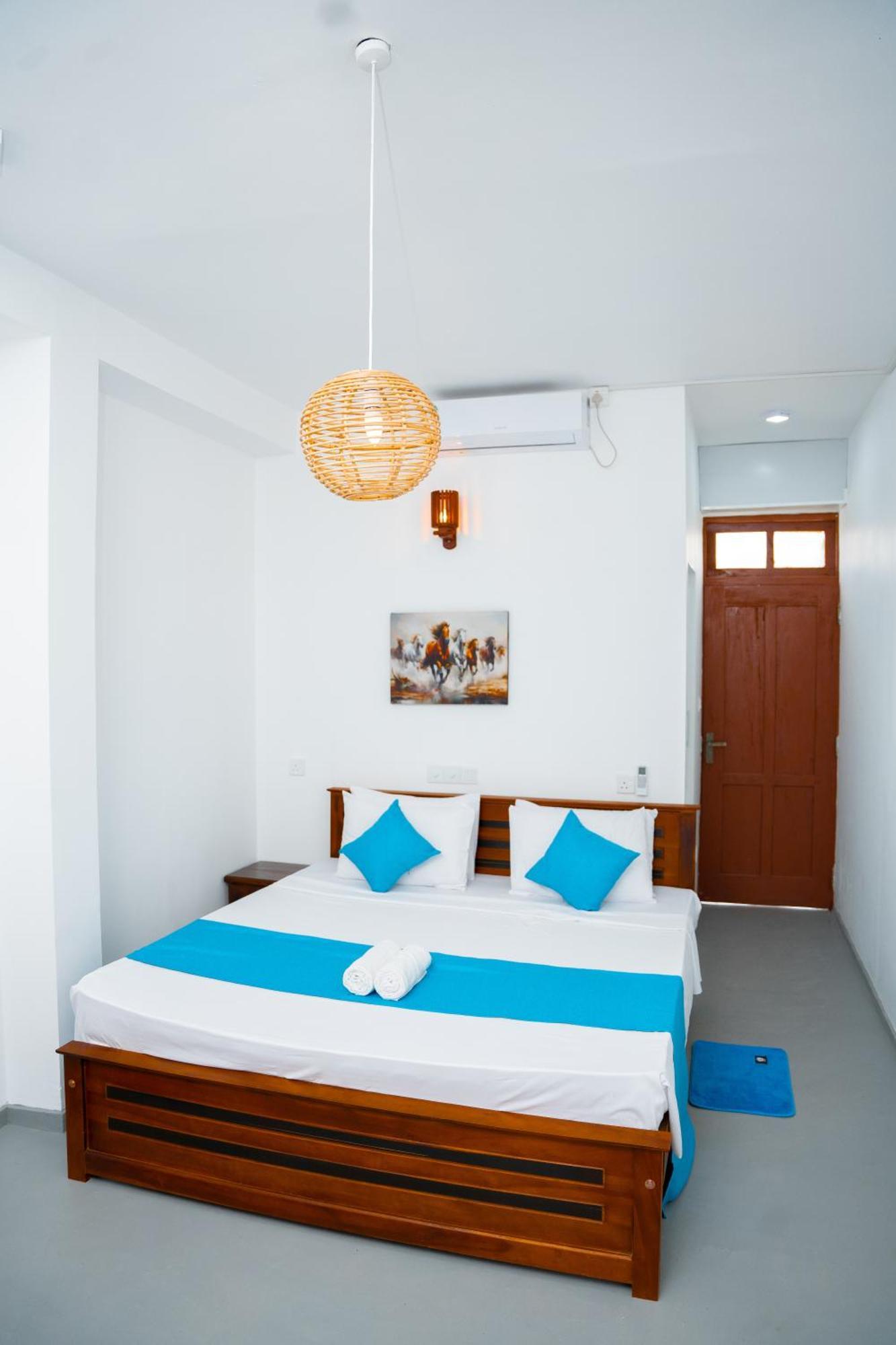 Regal Heights Hotel Weligama Eksteriør billede