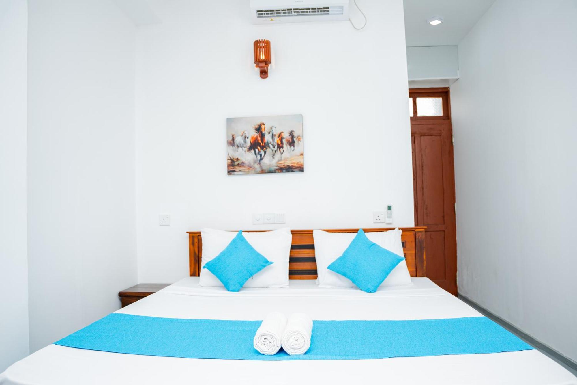 Regal Heights Hotel Weligama Eksteriør billede