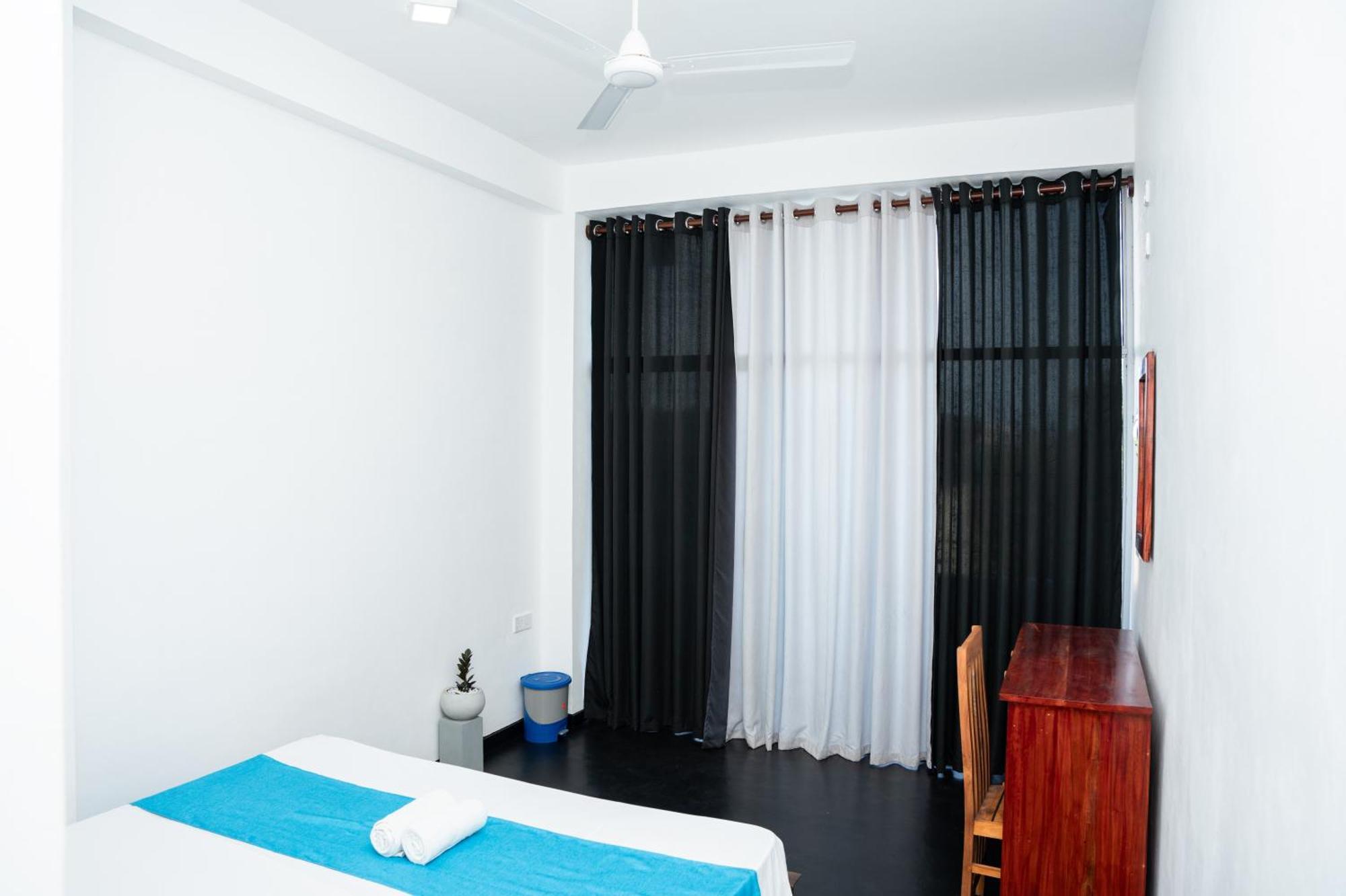 Regal Heights Hotel Weligama Eksteriør billede